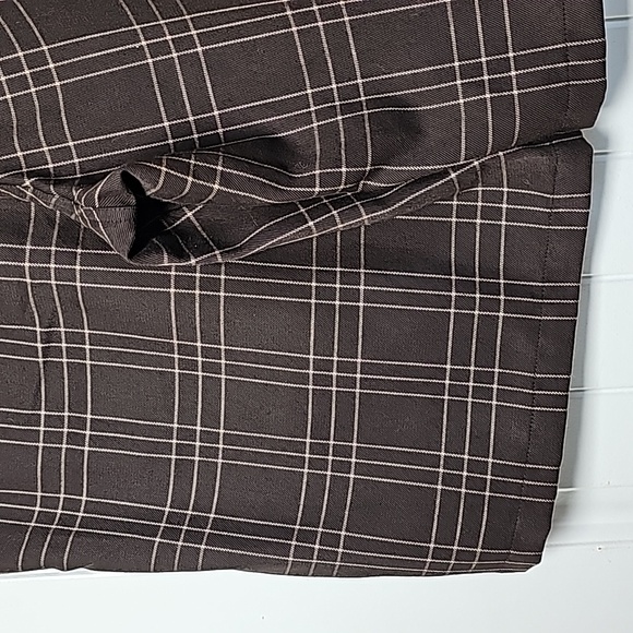 O'Neill sz 34 brown plaid shorts - Picture 11 of 15